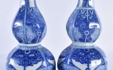 A PAIR OF EARLY 20TH CENTURY CHINESE BLUE AND WHITE PORCELAIN VASES Late Qing/Republic, bearing Kang