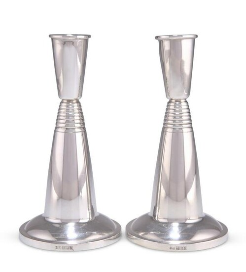 A PAIR OF MODERNIST SILVER CANDLESTICKS, by David