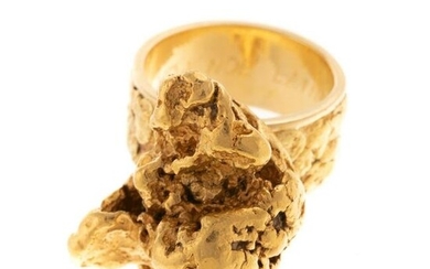 A Solid 22K Yellow Gold Nugget Ring