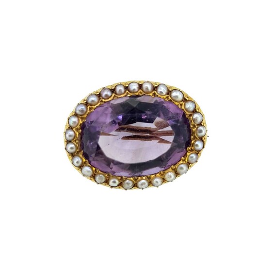 A Victorian amethyst and seed pearl brooch/pendant