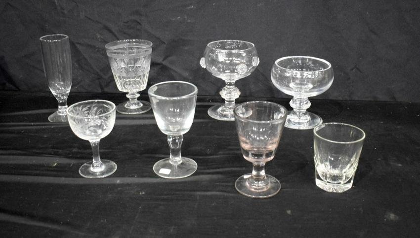 A collection of glass ware largest 17cm (8).