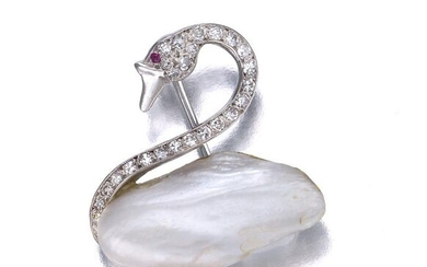 A diamond and freshwater pearl swan brooch