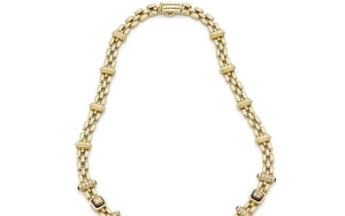 A gem-set necklace and bracelet suite