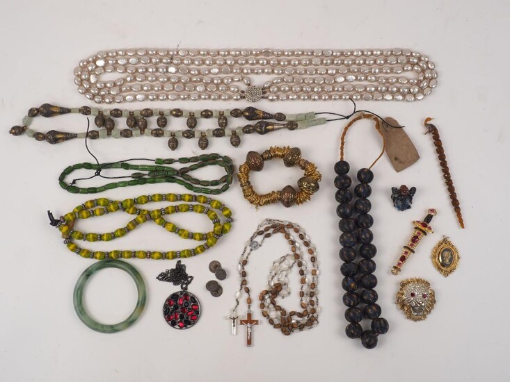 A quantity of costume jewellery, 20th century/modern, to include: rosaries, hardstone beads, cufflinks, necklaces, bracelets, broaches and others (a lot) Please note: the image illustrates only examples and not the full quantity of this lot