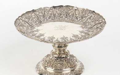 An English Victorian sterling silver tazza - Sheffield 1884-1885,...
