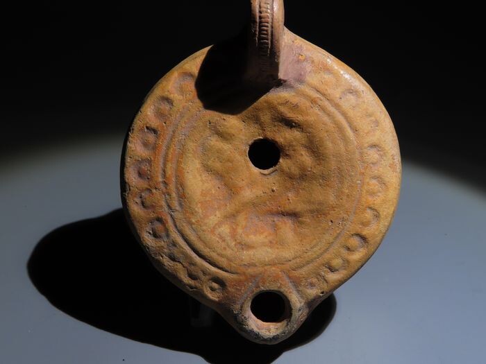 Ancient Roman Pottery Erotic sexual Oil Lamp with a pair. 9,4 cm L.