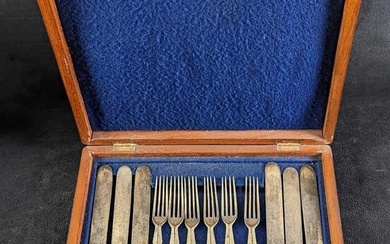 Antique Electroplated Fish Set Fork & Knives W Box