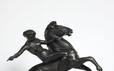 Antonin GRATH 1881-1956AmazoneÉpreuve en bronze à patine noireSigné «Ant.Grath» sur la terrasse63 × 61 ×...