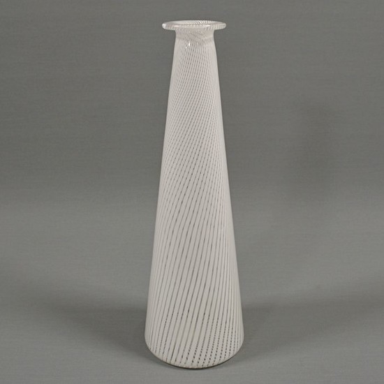 Attr. Aureliano Toso- Vase with canes - Lattimo glass