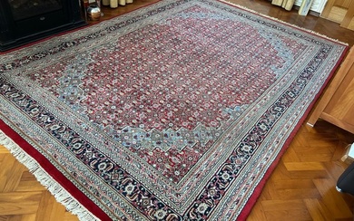 Bidjar - Carpet - 357 cm - 252 cm