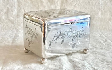 Box, Antique sugar box - Hand Engraved - Museum Quality - .800 silver - Master silversmith - Austria - Late 19th century