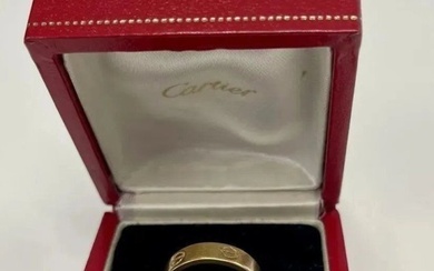 Cartier 18K Gold LOVE Ring in original Box Size 6.5