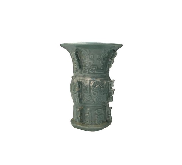 Chinese Celdon Glazed Vase, Kangxi Mark