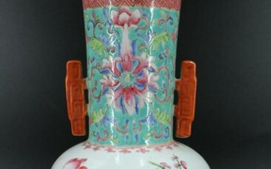 Chinese Enamel Porcelain Bottle Form Table Lamp