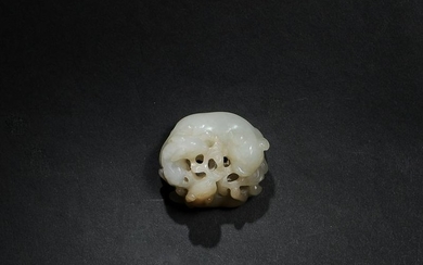 Chinese White Jade Carving of 3 Cats, 18th Century
