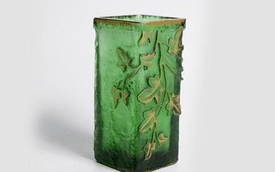Daum Nancy, Four cornered vase, Around 1900