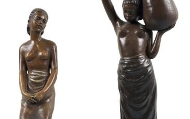 Due sculture in terracotta raff.ti Due fanciulle africane con anfore...