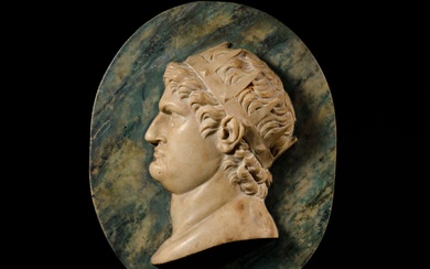 ECOLE ITALIENNE du XVIIIe siècle Portrait... - Lot 17 - Osenat
