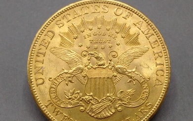 ETATS-UNIS Une pièce de 20 Dollars or, 1904 Toutes les pièces d'or sont conservées au...