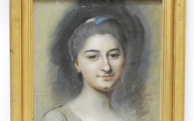 Ecole FRANCAISE - début XIXeme Portrait d'une dame de qualité à la plume bleue. Pastel...