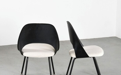 Eero SAARINEEN (1910-1961) Paire de chaises... - Lot 117 - Richard Maison de ventes