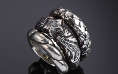 Elfcraft. 'Magic Plant' ring in sterling silver with zircon