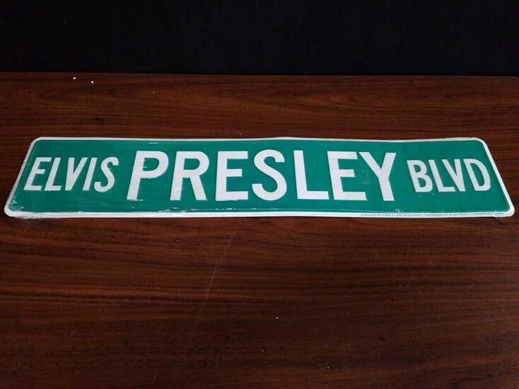 Elvis Presley Boulevard" metal street sign