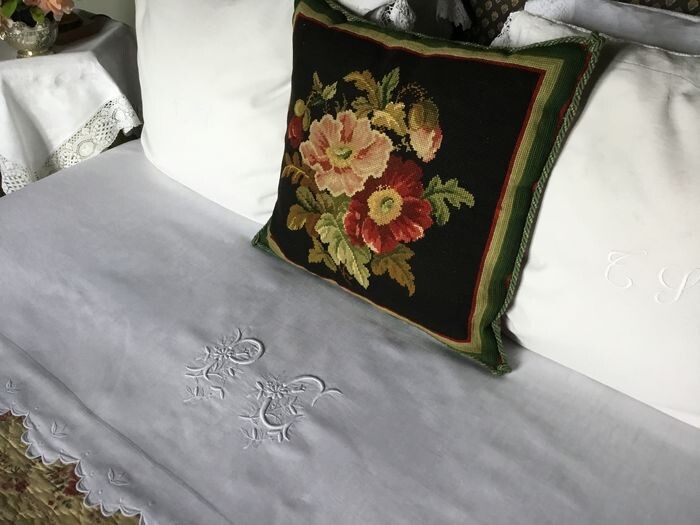 FRENCH VICTORIAN BED LINEN - Cotton - Early 20th century