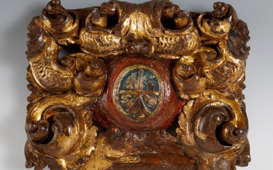 Fragment de retable. Espagne, XVIIe siècle. Bois sculpté, doré et peint. Présente des défauts. Dimensions...