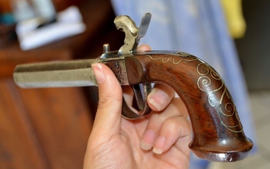 France - 1840/1850 - Luxueux pistolet à percussion GROS CALIBRE en noyer incrustée de fil d'argent - Plaque argent sous la crosse - Modèle luxueux - En état de marche - Pistol - 16 mm