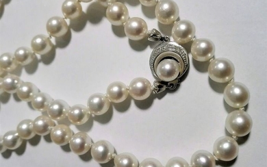 JKa - 15 kt. Akoya pearls - Akoya saltwater pearl necklace clasp with diamonds made of 585 gold JKa! Pearl - Diamond