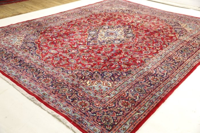 Keshan - Carpet - 380 cm - 290 cm