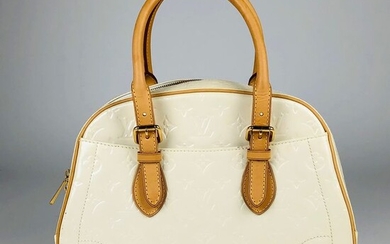 Louis Vuitton - Summit Drive Handbag