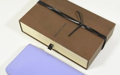 Louis Vuitton Zippy wallet in lilac patent leather, in its box