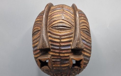 MAGNIFICENT KIFWEBE MASK WITH MULTIPLE FACE - RARE AND EXCEPTIONAL - Songye - DR Congo (No Reserve Price)