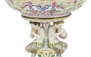 Meissen Porcelain Centerpiece Footed Fruit Bowl