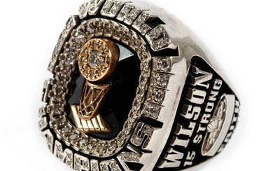 Miami Heat NBA Championship Gold and Diamond Ring
