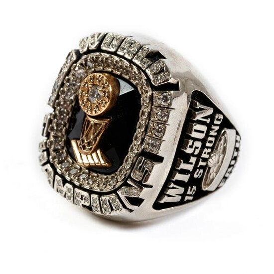 Miami Heat NBA Championship Gold and Diamond Ring