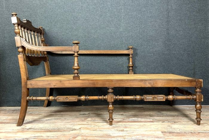 Napoleon III period chaise longue in walnut - Wood - mid 19th century