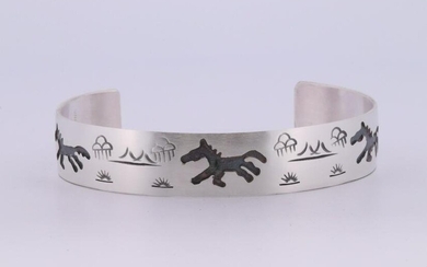 Native America Navajo Handmade Sterling Silver Horse Cuff Bracelet By B.