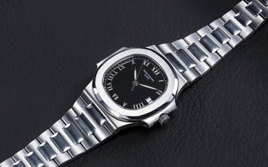 PATEK PHILIPPE, REF. 3800/1A-001, A STEEL NAUTILUS WITH BLACK DIAL AND ROMAN NUMERALS