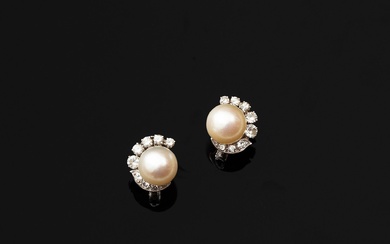 Pair of earrings in 18k (750th) white gold,... - Lot 17 - Varenne Enchères