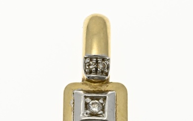 Pendentif en or jaune, 585/000, avec diamant. Pendentif avec une monture carrée, serti d'un diamant...