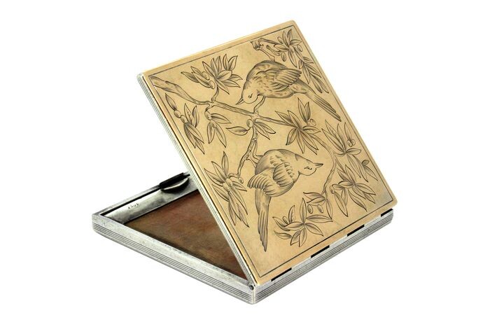 Powder box, Antique compact case with mirror- .750 (18 kt) gold, .800 silver - France - Late 19th century