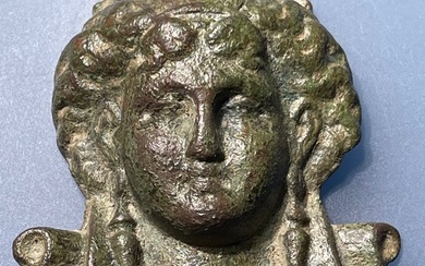 Renaissance Bronze Masterfully shaped Embossed Bust of a Woman following the Classical Ancient Portrait Tradition&Style