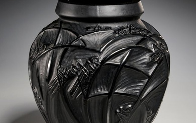 Rene Lalique (attrib.), "Sauterelles" vase