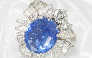 Ring: formerly very expensive goldsmith's ring, Ceylon sapphire 'NO HEAT' 6.5ct