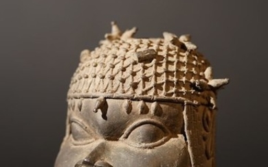 Sculpture - Bronze - Benin - Nigeria