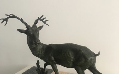 Sculpture, deer in the forest (1) - Spelter - Early 20th century