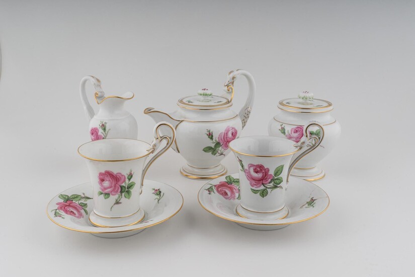 Service à thé téte à téte Meissen 20e siècle en porcelaine blanche, composée d'une théière,...